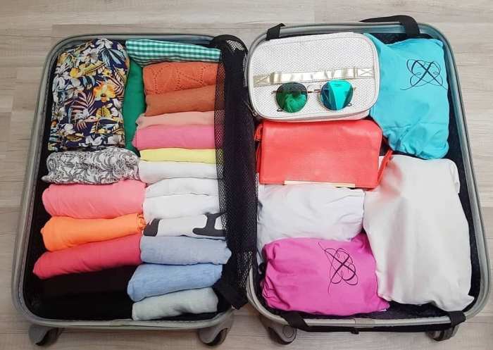 Luggage packing effectively tips saving space